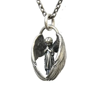 Men's Angel Wings Pendant Distinctive Style Combining Simplicity Grandeur Fashionable Chains for Parties Elegant Gift for Men