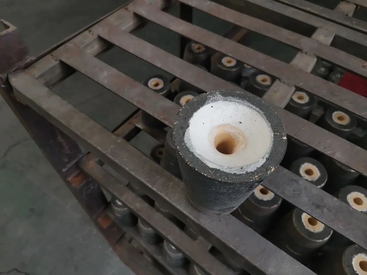 Tundish Zirconia Metering Nozzles For Continuous Casting Process Buy