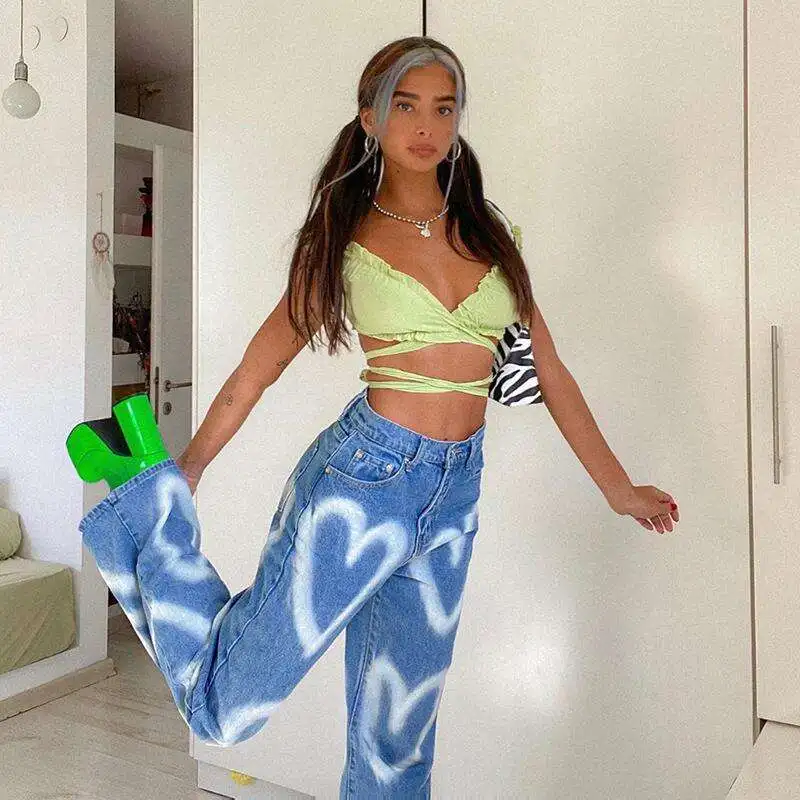 Тапсырыс бойынша жасалған әйелдерге арналған джинс тұқымы, жоғарғы белді, жүрек түріндегі принтпен безендірілген панталон, Y2K стиліндегі еркін отыратын джинс