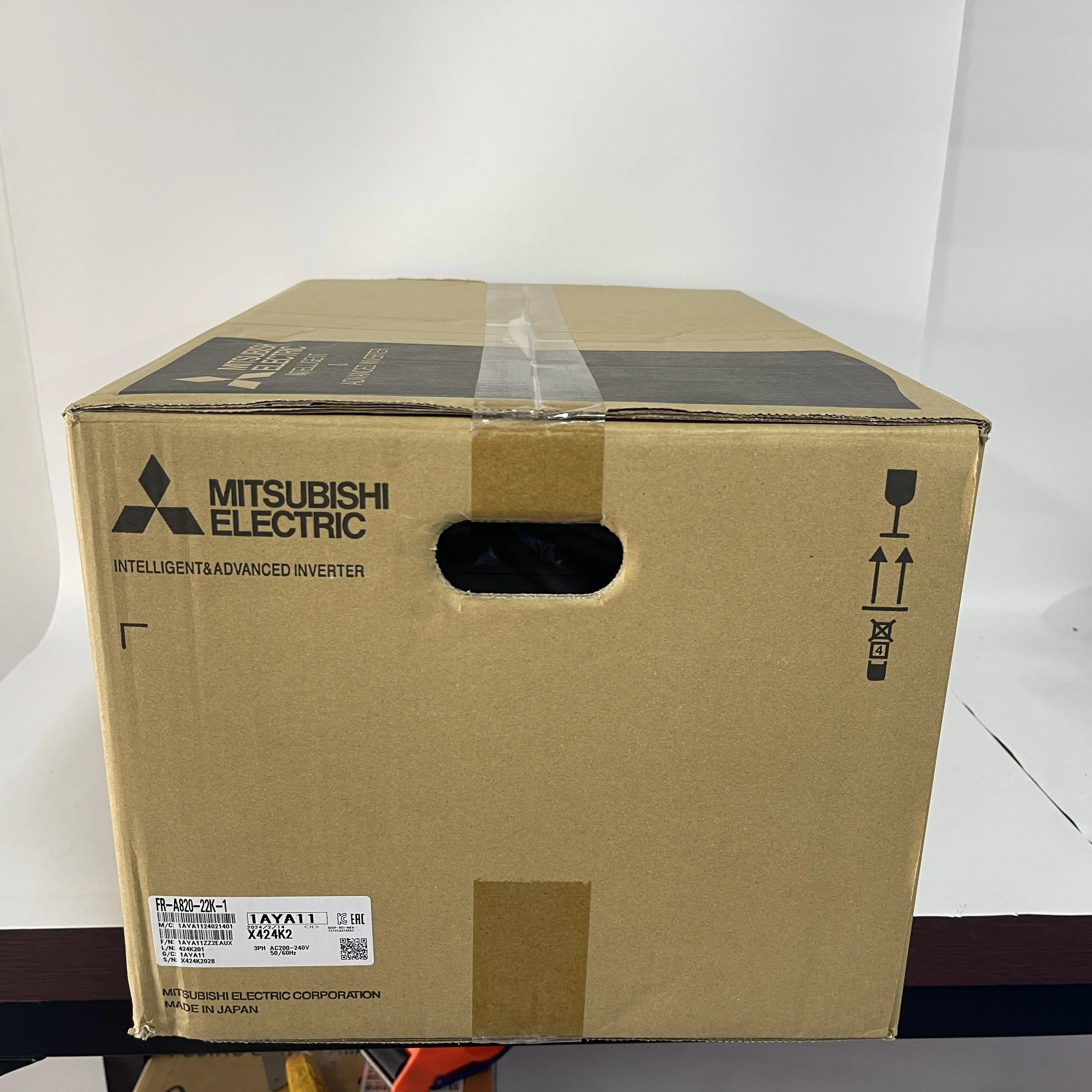 Mitsubishi Compact Inverter FR-A820-22K-1