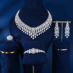 New Design Copper Necklace Chain Set Zircon Women's Daily Wear Wedding/Party Jewelry Classic Style for Engagement Anniversary