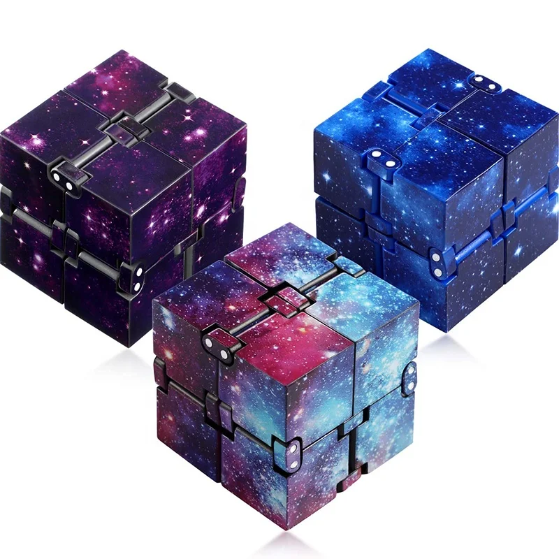 Infinity Cube per bambini e adulti Stress Relief Cool Hand Mini Kill Time 