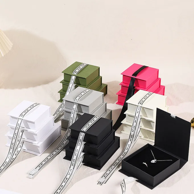 A1 New Product Ribbon Magnet Flip Jewelry Box Luxury Jewelry Packing Ring Watch Necklace Earring Gift Packing Box With Logo