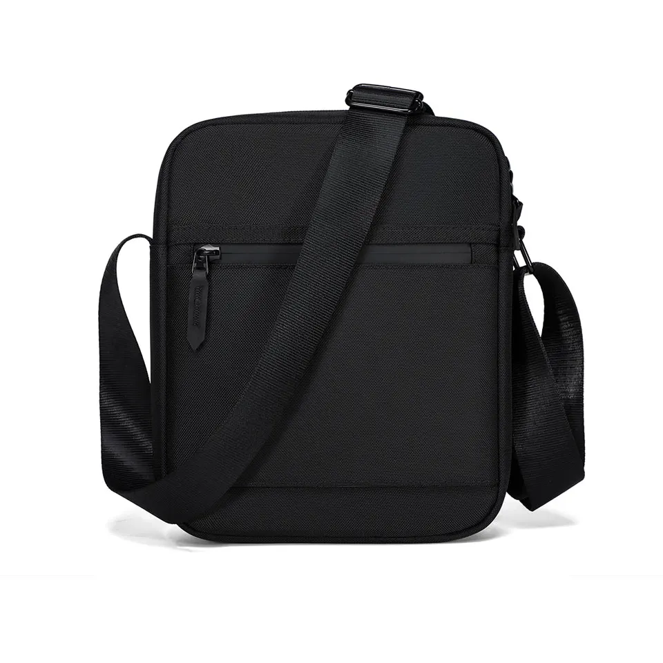 Waterproof 2.5L Men's Sling Bag with Custom Logo