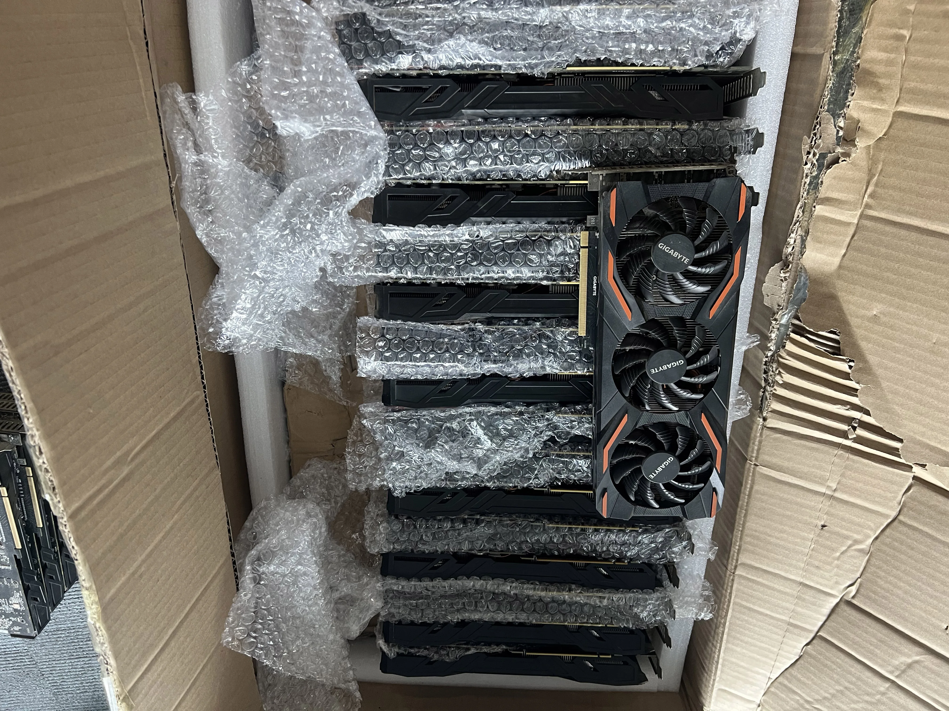 Used Good Condition Gigabyte P104-100 Graphics Card 8gb Gpu 38mh/s P104 ...