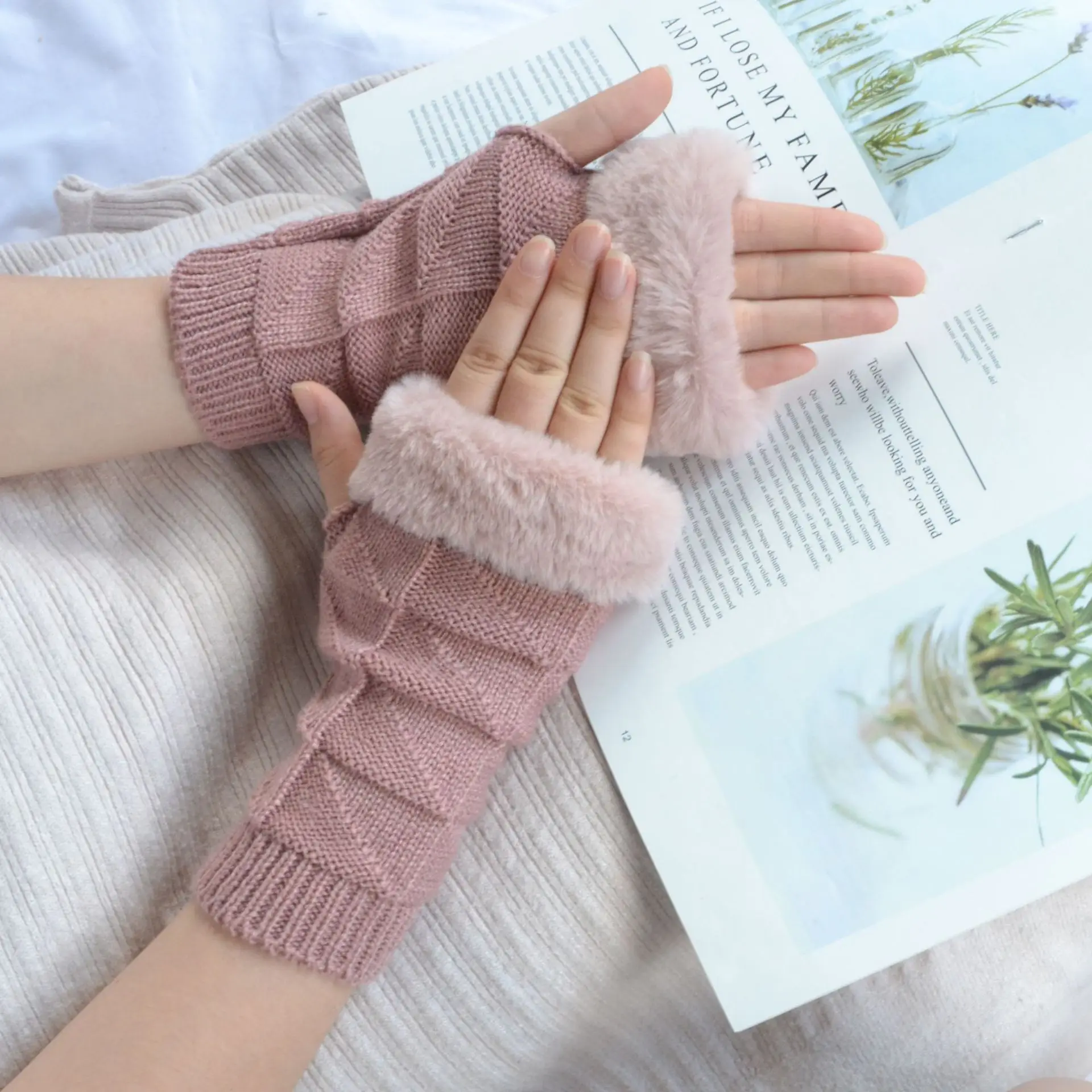 Зимние женские теплые шерстяные перчатки с закрытыми пальцами шерстяные короткие вязаные перчатки с открытыми пальцами