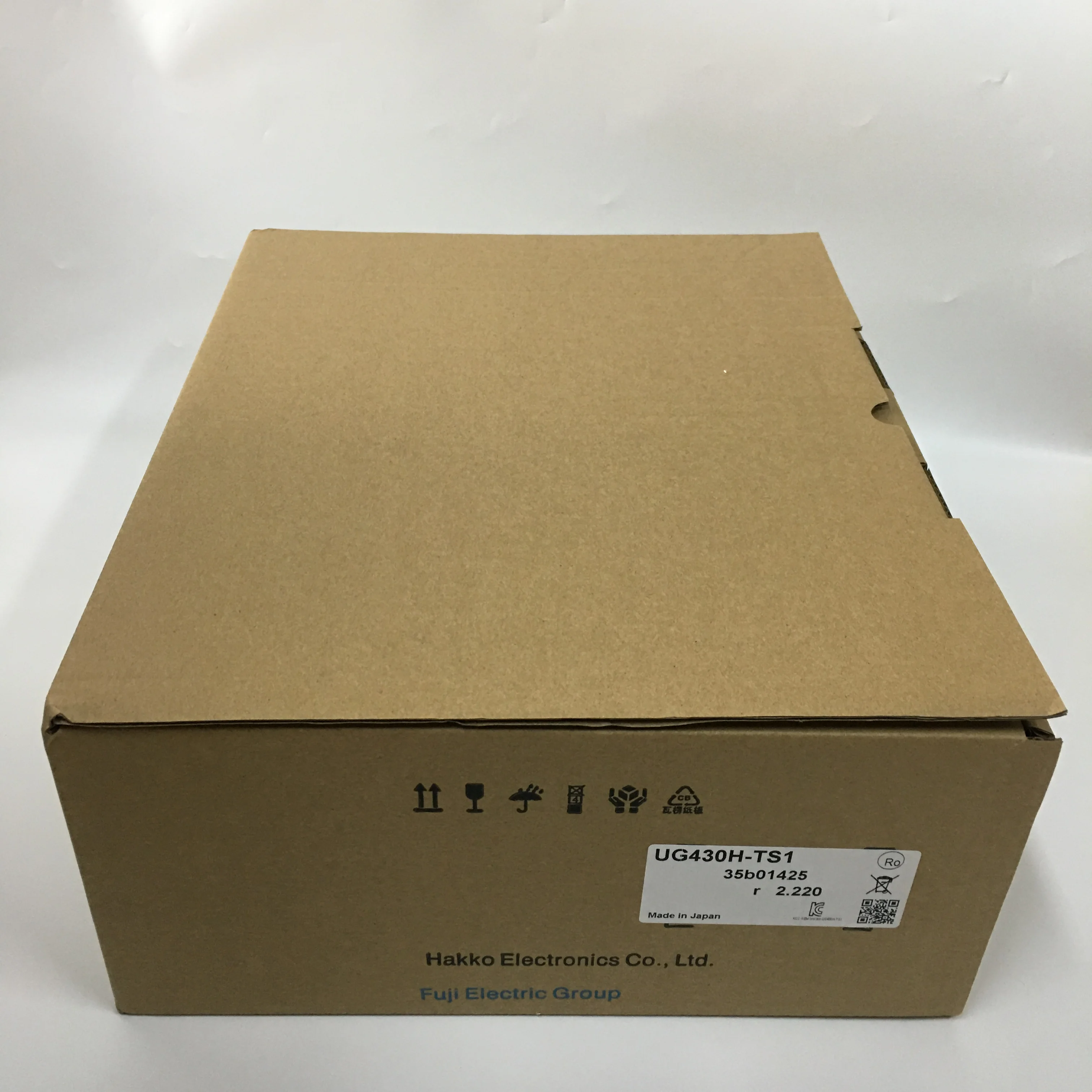 Fuji HMI Touch Screen UG430H-TS1 Fuji HMI Touch Screen UG430H-TS1