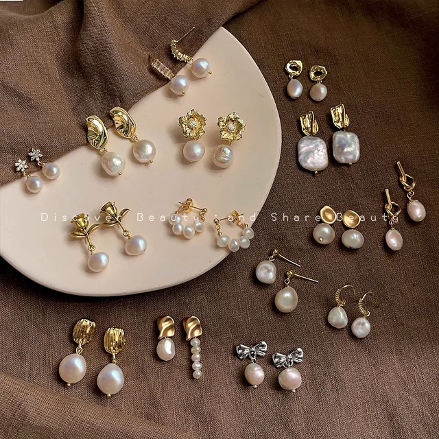 4  Vintage Gold Stud Drop Earrings Natural Baroque Pearl Bridal Wedding Gift for Lovers Fashion Accessory