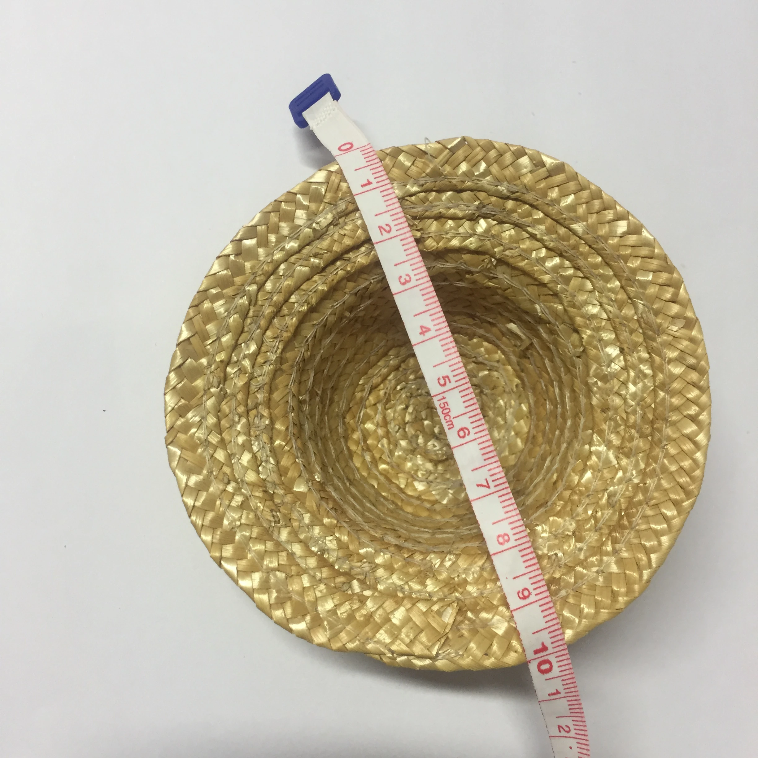 Соломенная мини-шляпа