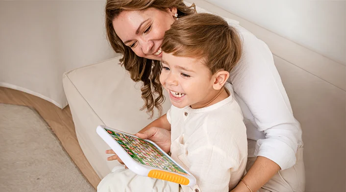 Интеллектуальная обучающая игрушка