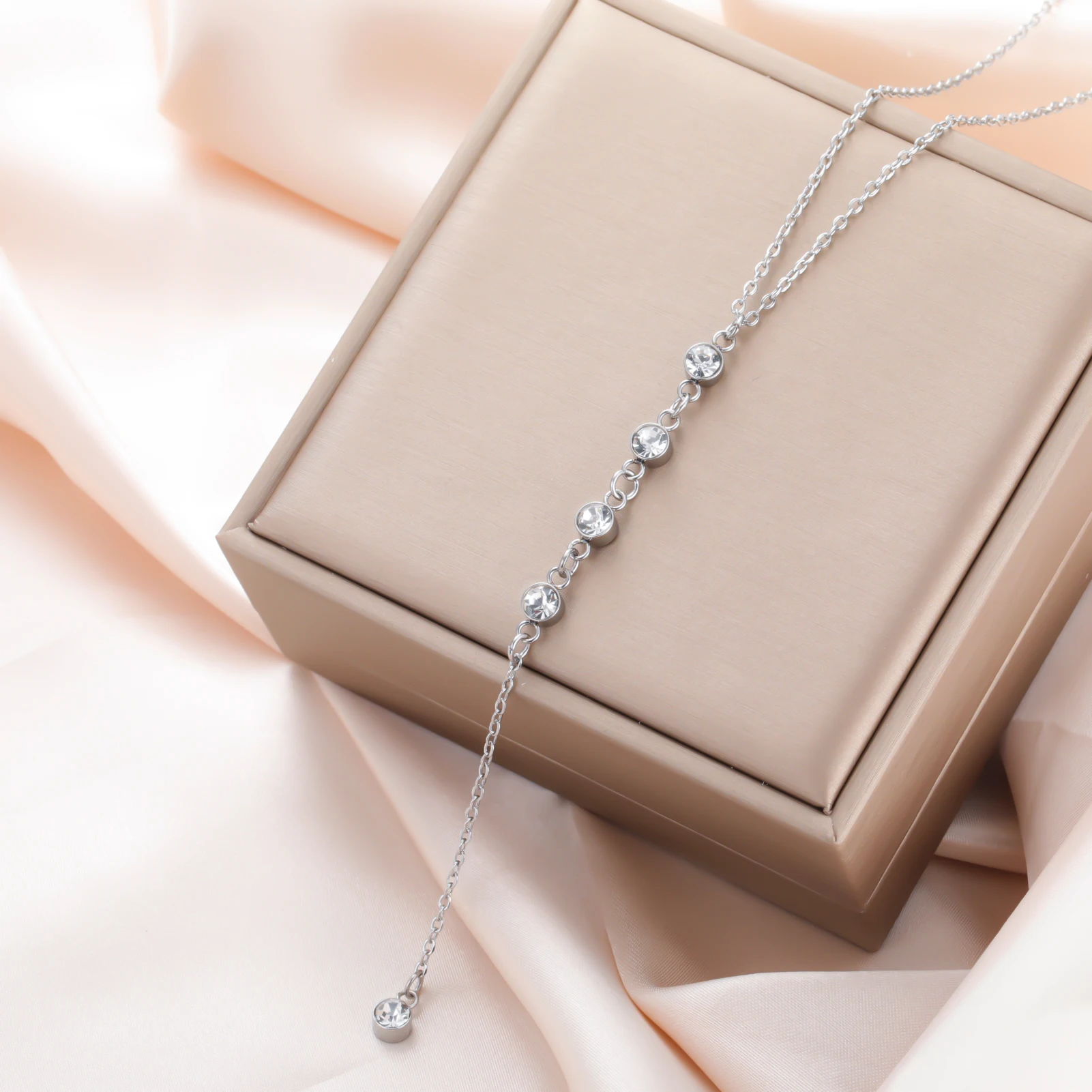 Elegant Clear Zircon Necklace - Stainless Steel