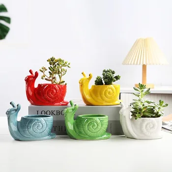 Creative Mini Cartoon Snail Planter for Succulents Cute Home & Office Decor with Drainage Small Flower Pot & Planters