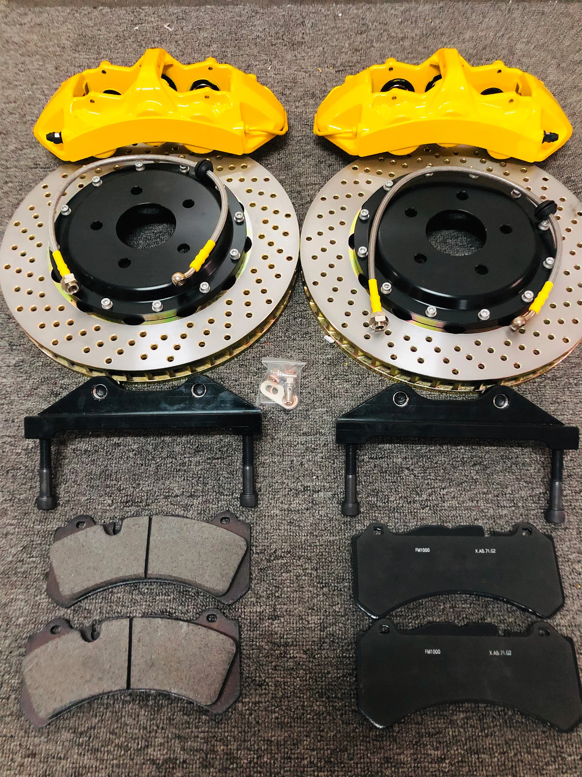 Carbon Ceramic Brake Disc Kit 355-440MM For IS250 IS350 With 85 Improved Brake Performance 1 Year
