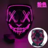 Maschera rosa con cuciture a forma di V rosso sangue per occhi e bocca