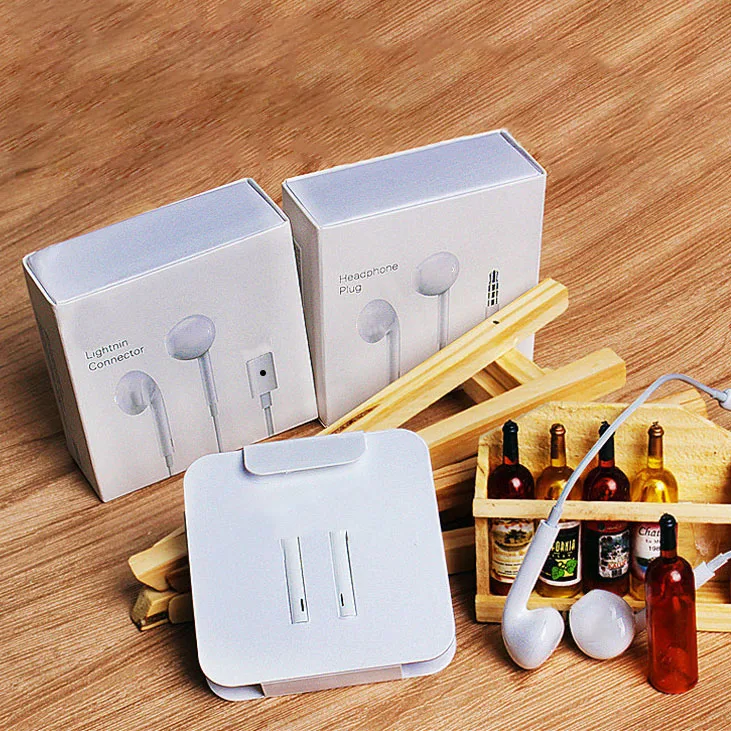 For Iphone 13 In Ear Stereo Lighting Earphones With Mic Wired Earpod