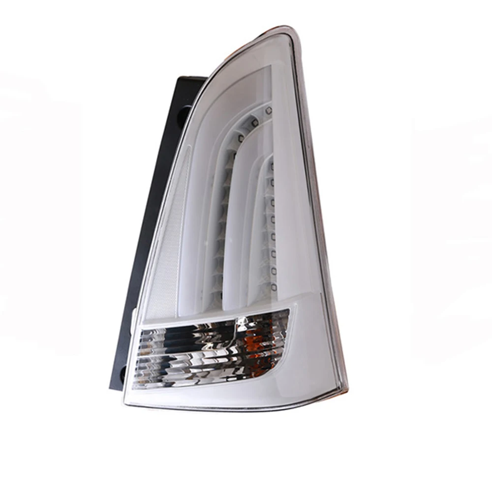 Vland Car Modified tail light high quality For Toyota Innova 2012 2013 2014 2015 manufacture