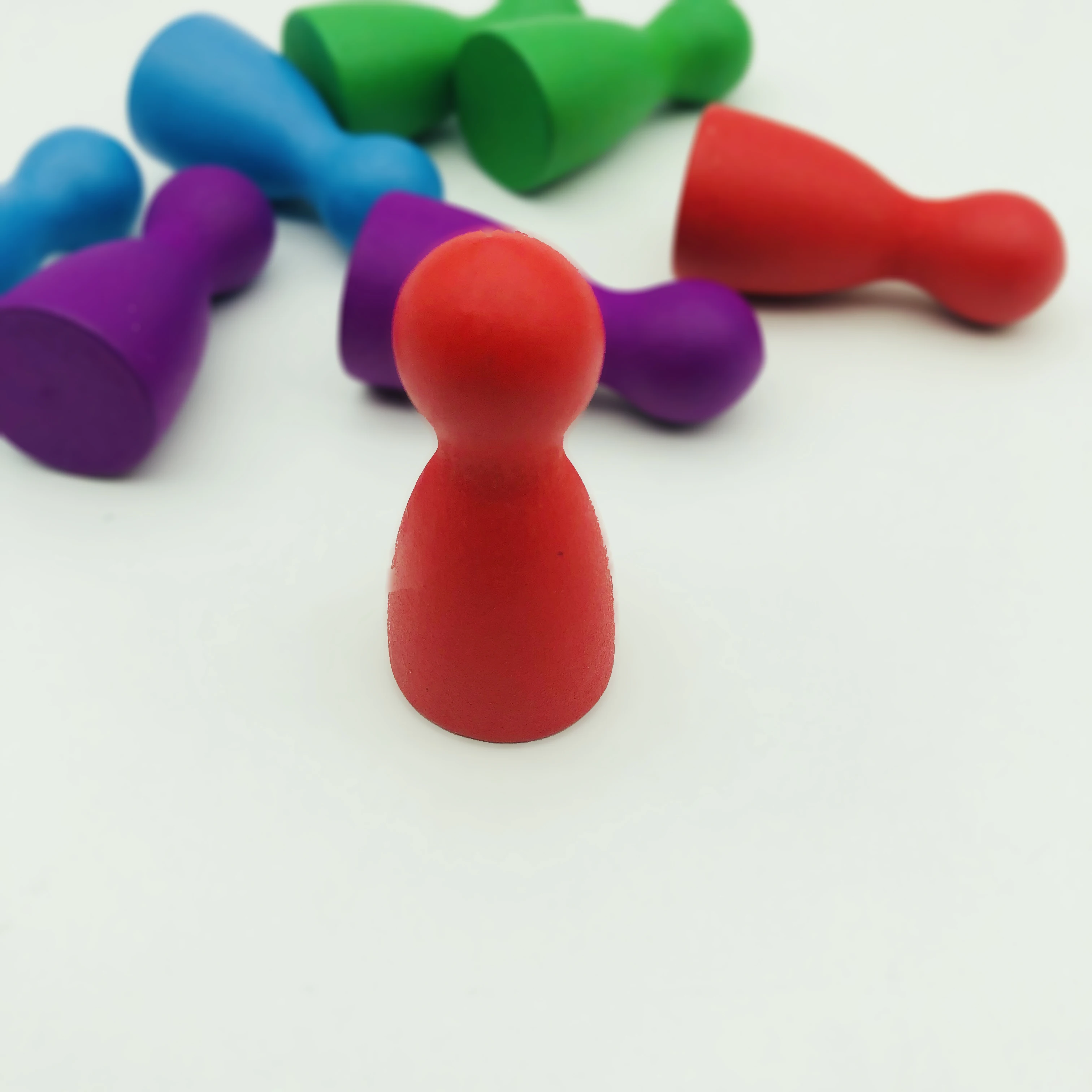 Персонализированные Разноцветные деревянные настольные игры и пластиковые палочки