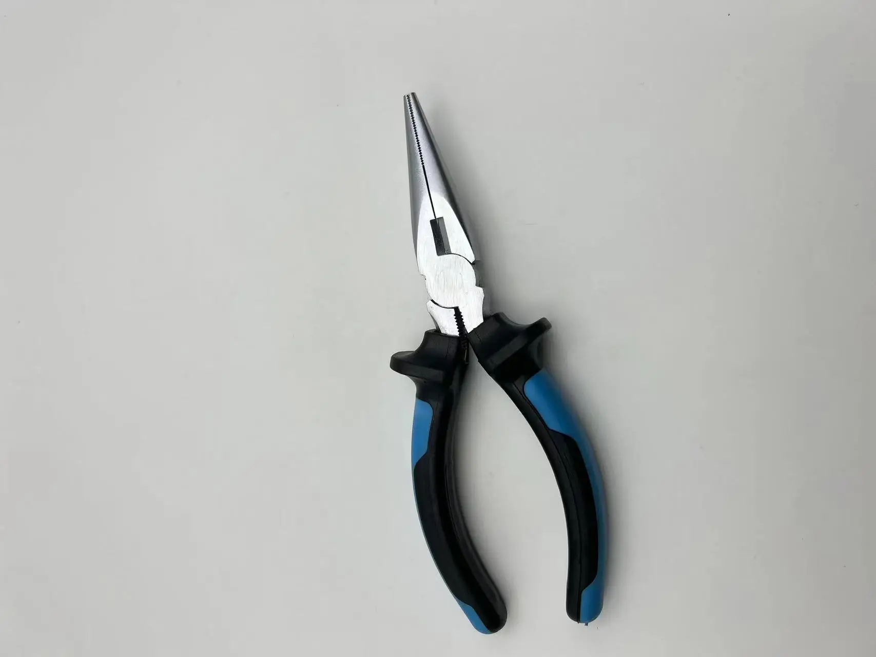 Wholesale 6 Inch Comfort Handle Multi-Functional Combination Pliers DIY Hardware Tools Customized OEM Support Cutting supplier