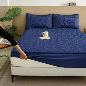 Wholesale Hotel Household Plain Waterproof Bed Cover Mattress Protector Sheets Bedcover