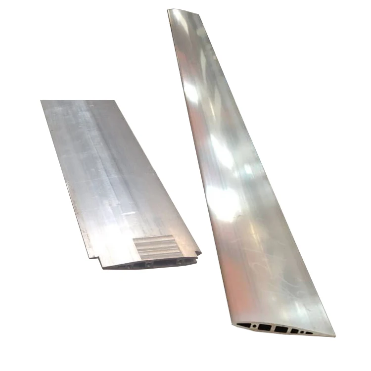 CNC Machined 6061 T6 Aluminium Profile for Boating Mast / Orange Anodizing Aluminium Extrusion for Hydrofoil Kiteboarding
