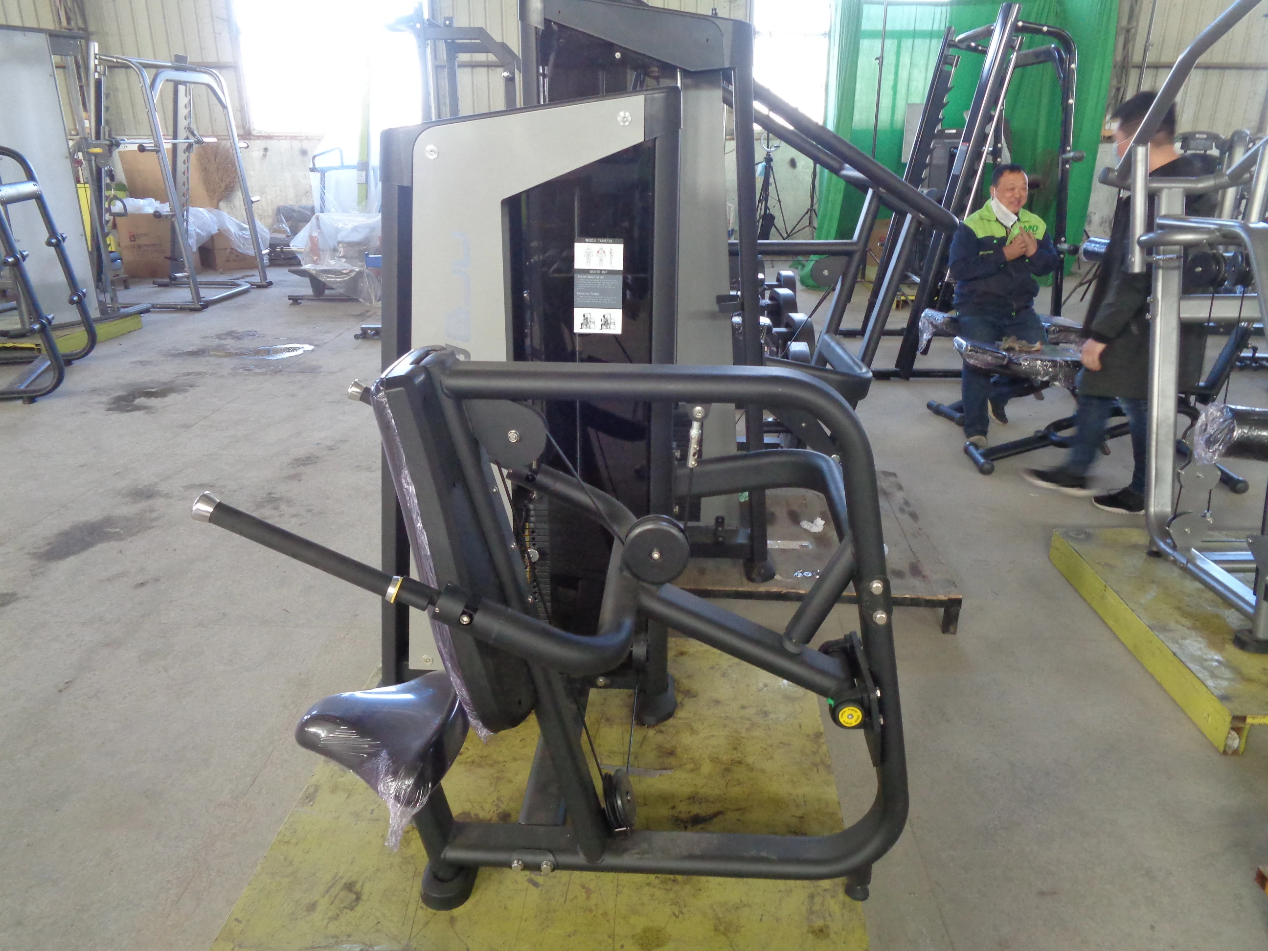 Max Fit Seated Dip Sculptor for Workout Achieve Defined Arms and Shoulders  with the Ultimate Gym Favorite