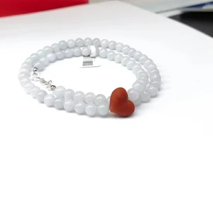 Romantic and Fashionable New Style, Unique Natural Jade Bead Necklace for Women, High-end and Exquisite Feeling Accessory