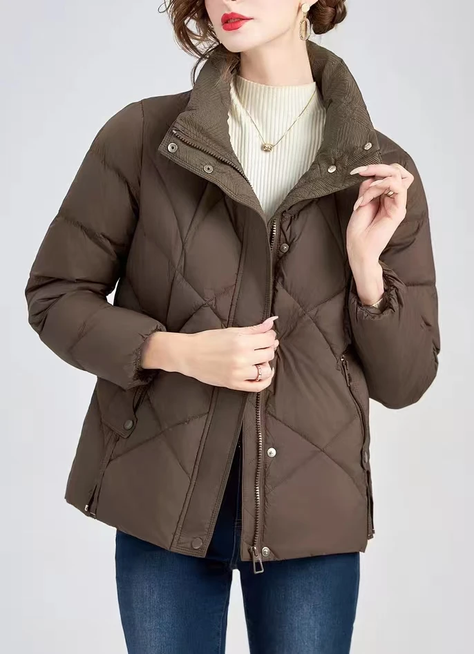 2025Custom Women's Short Length Slim Fit Puff Jacket Thick Warm White Duck Down Thermal Down Coat New Fashionable Style Winter