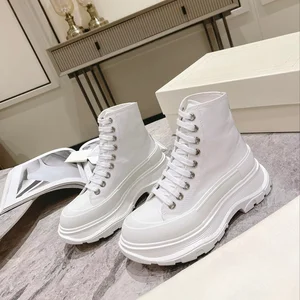 College Style 00s Skate Shoes Core Black Best Quality Flat Design