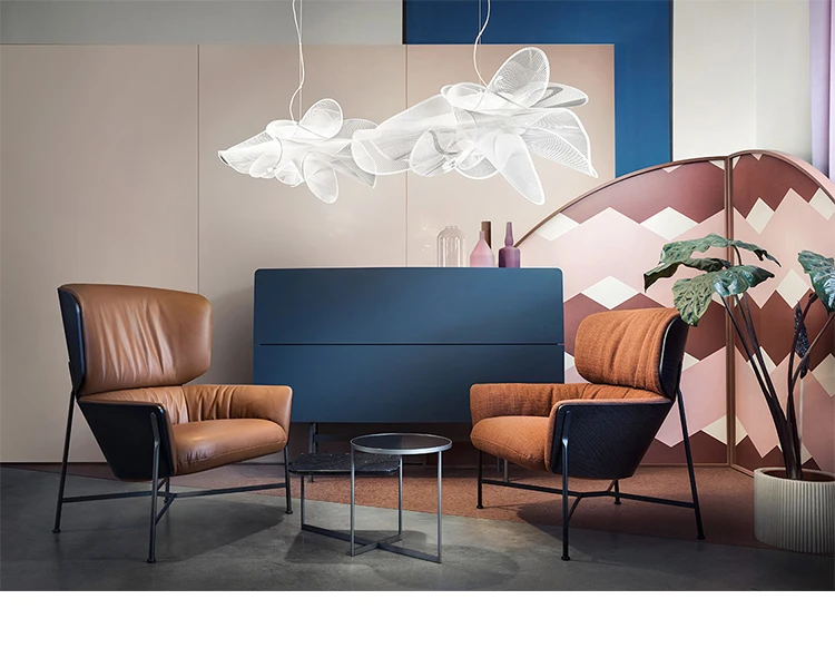 Nordic Creative LED Pendant Light Italian Designer White Flower Pendant Lamp for Living Room Bedroom