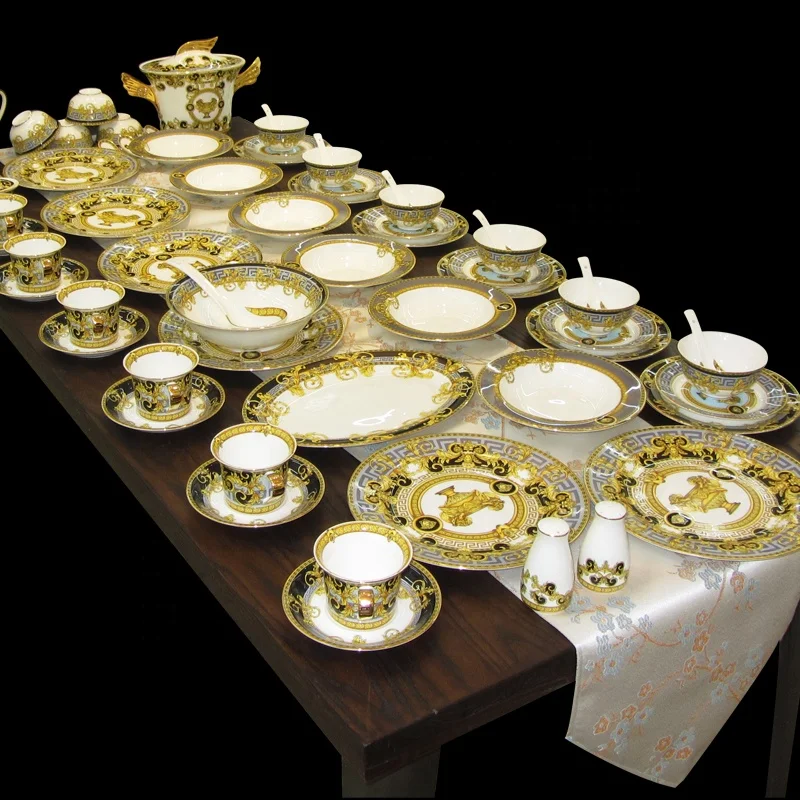 Wholesale High End 69pcs Fine Royal Porcelain Dinnerware Luxury Gold Dinner  Set For Events Lion Head Luxury Dinnerware Set From m.