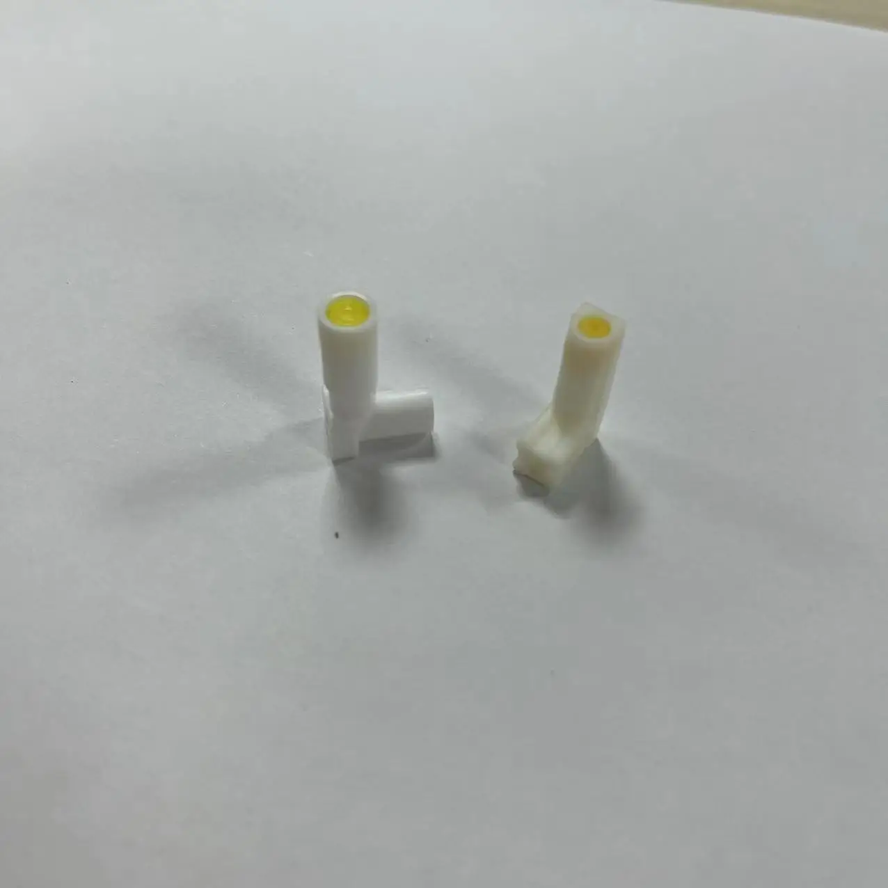L-Shaped Plastic Actuator for Aerosol Spray Cans Air Freshener Nozzle