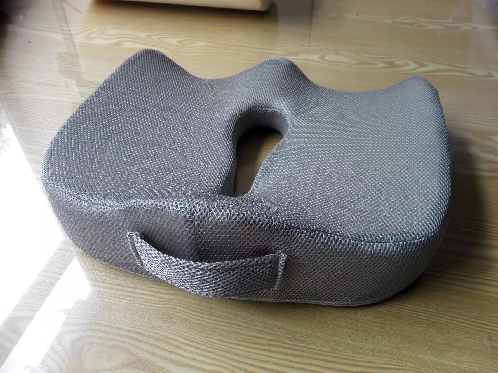 Extra Large Comfort  Infused Flexible Memory Foam Fancy Polyester Car Seat Cushion for Coccyx Tailbone Pain Fits Office Chair