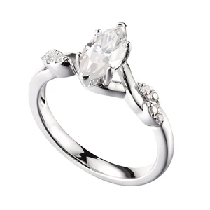 Rings Silver 925 Wholesale Rings Custom Exquisite Jewelry Classic High Quality Oval-shaped Moissanite Cutting Rings for Ladies