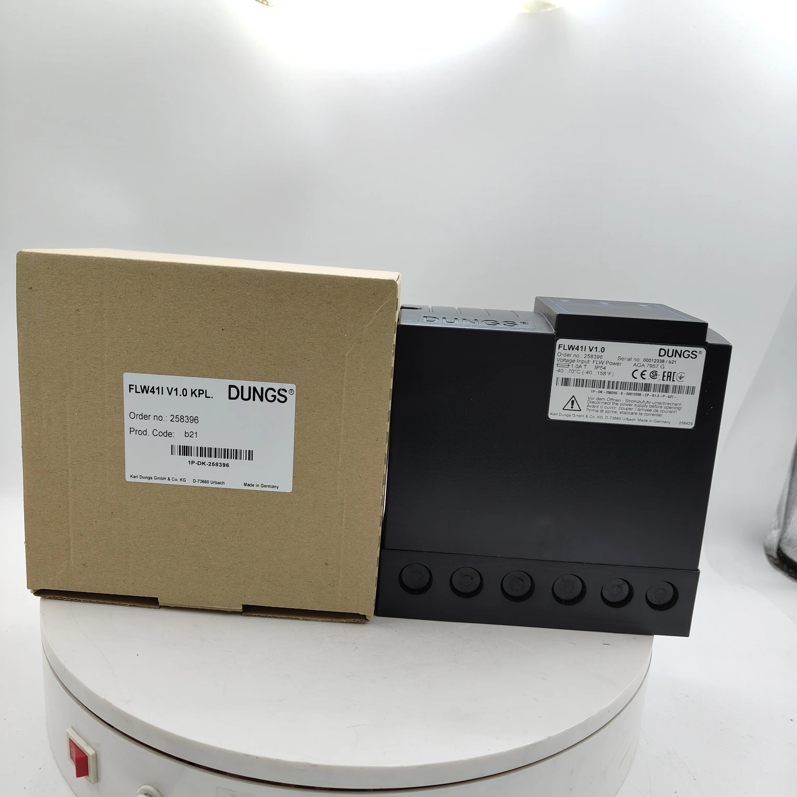 High performance DUNGS controller FLW41I V1.0 KPL. MPA22 S02 MPA4112 V1.1  MPA5111 V1.1 for boiler burner or combusution parts