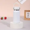 สีขาว
