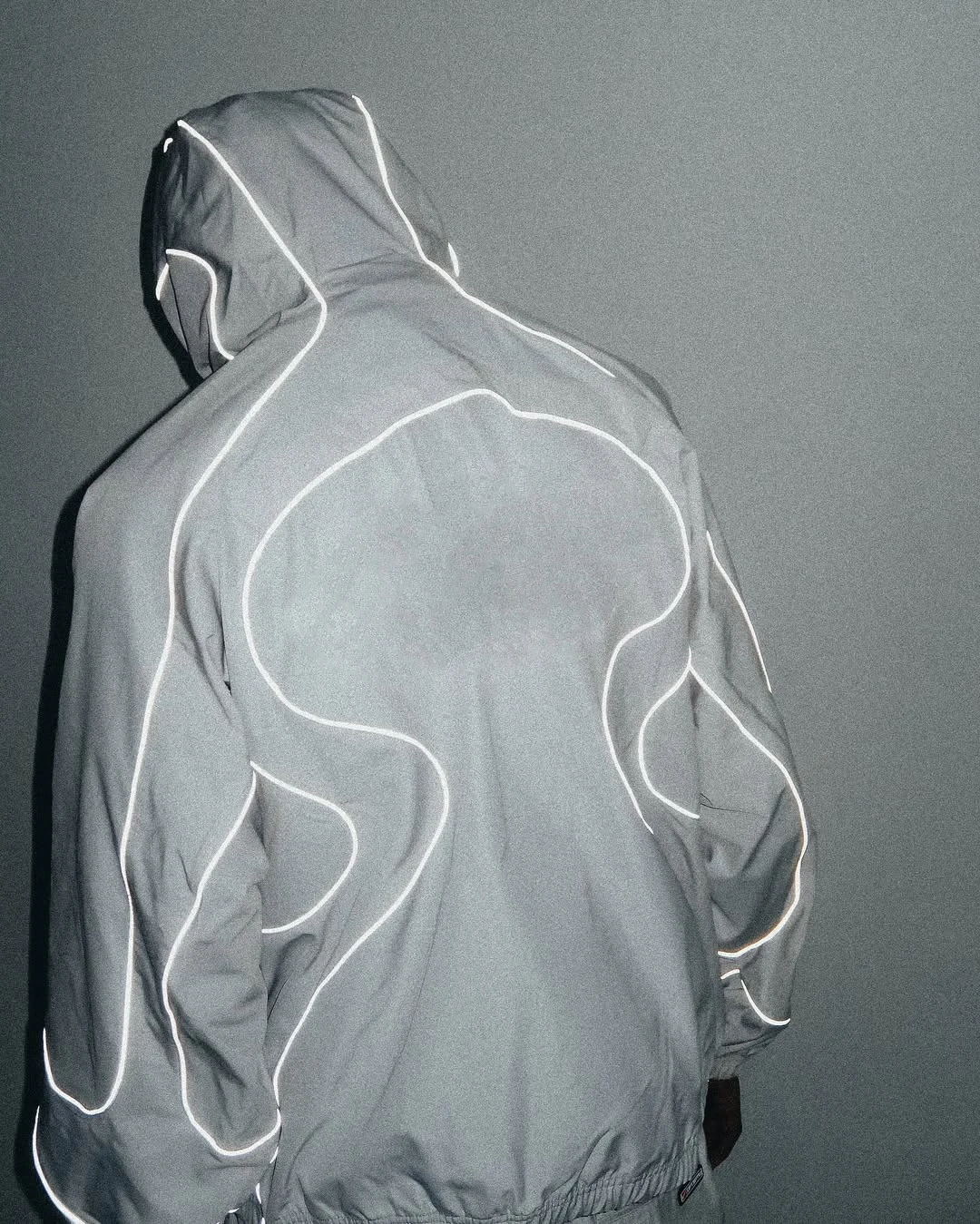 Streetwear Custom Men's Outdoor Waterproof Sports Polyester Nylon Reflective Windbreaker Track Jacket and Pants Set Tracksuit factory