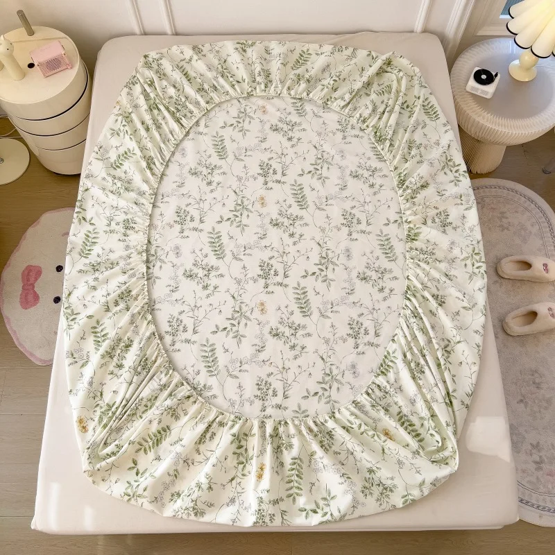 Hot selling All season Cotton bed cover Plant flower printing Mattress protective cover factory