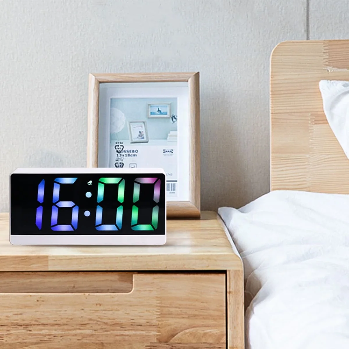 Battery Powered Led Digital Clock With Colorful Font Display, Night Mode, Alarm, Date and Temperature Display