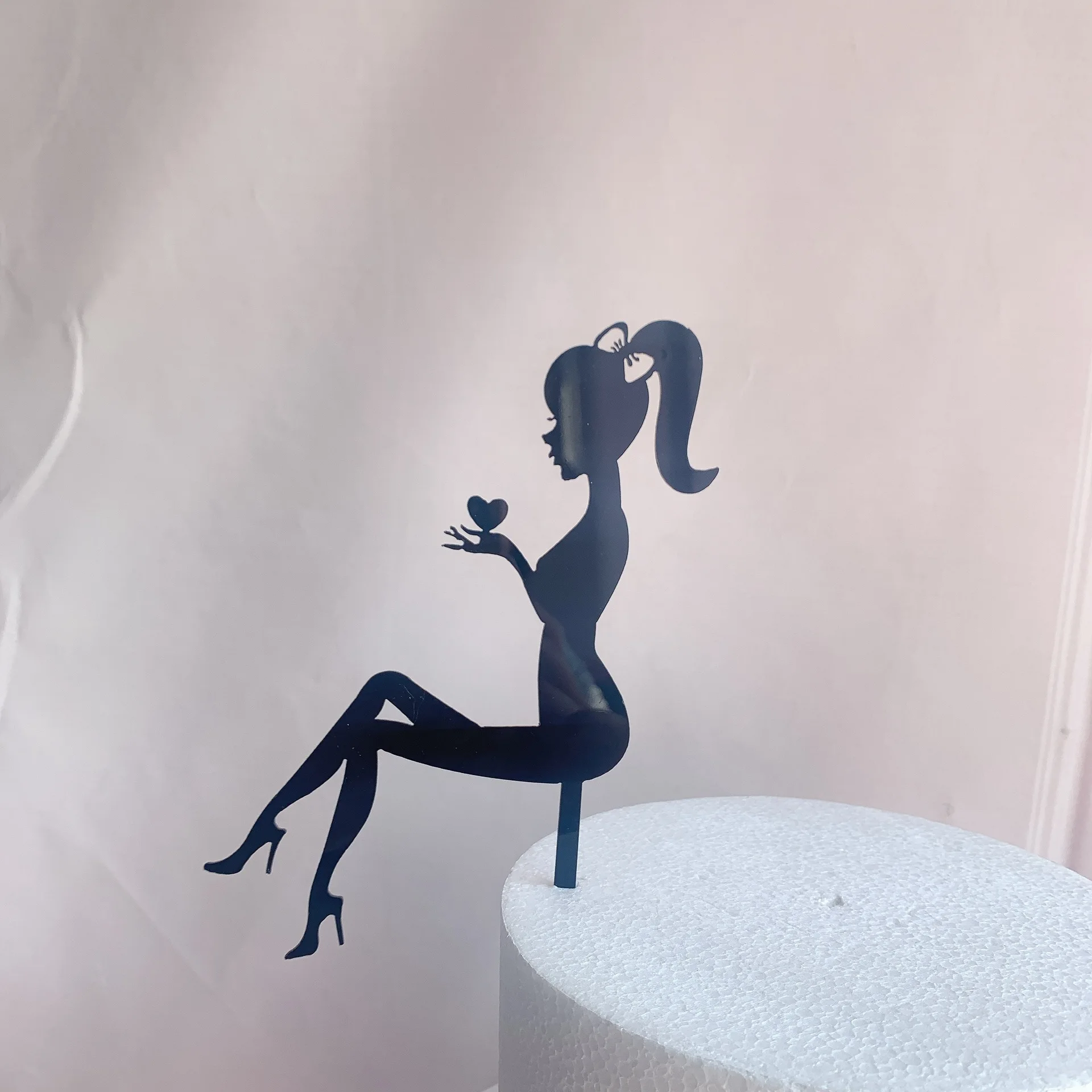 2020 New Acrylic Cake Topper for Birthday Party Decoration Acrylic High Heel Silhouette Girl Cake Toppers