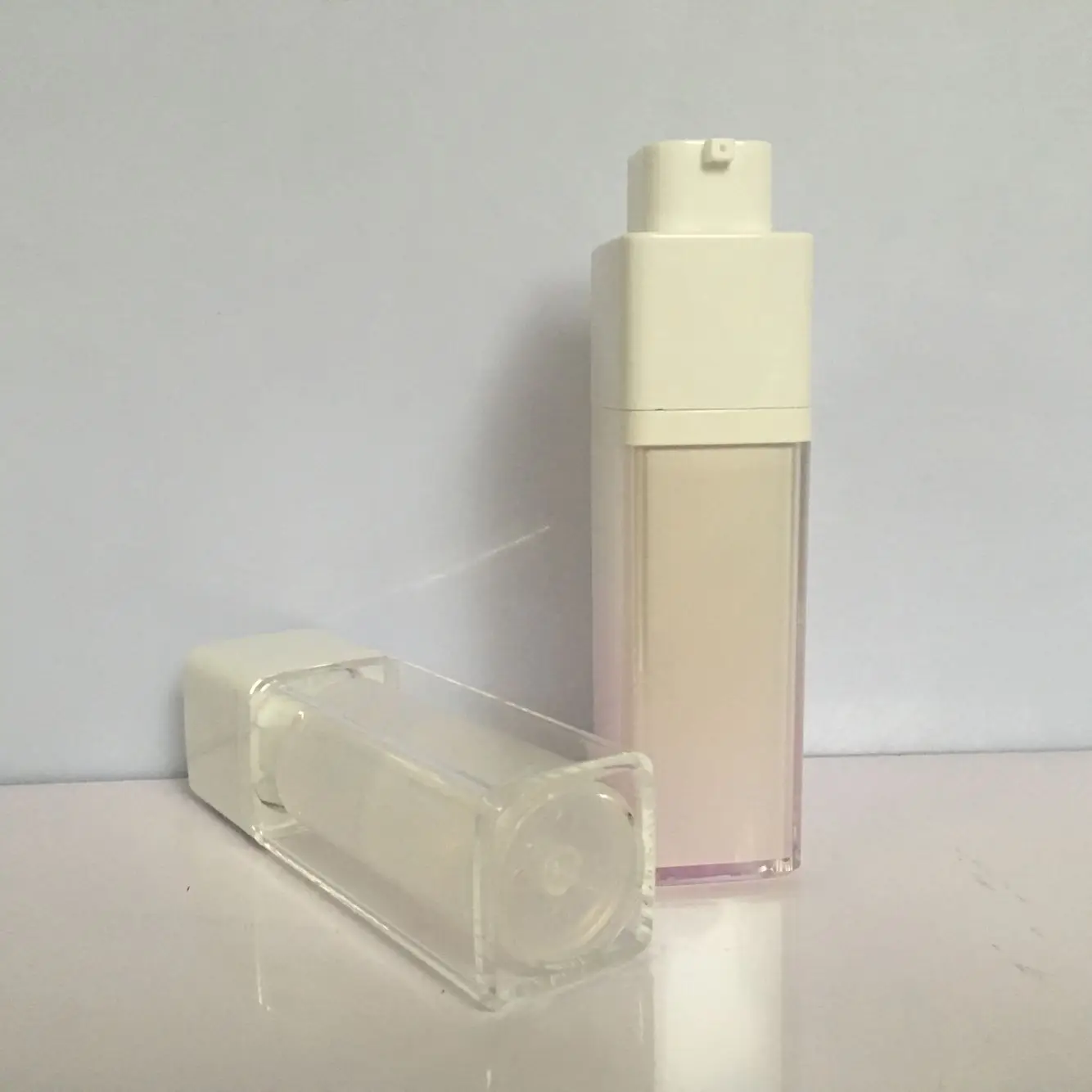 Empty 15ml 30ml 50ml Frosted Cream Cosmetic Lotion Resistant Luxury Plastic Acrylic Airless Pump Bottle With Pump