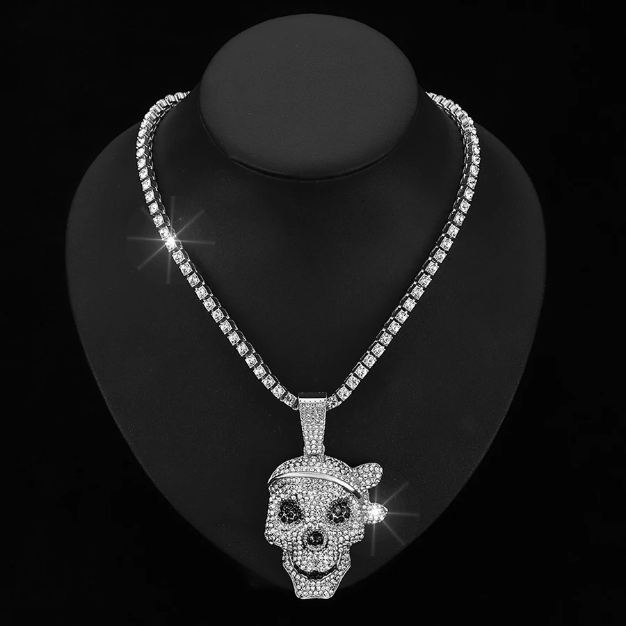 Koguxuix Men's Skull Pendant Necklace - Stainless Steel Punk Hip Hop Chain, 22 Inches, Silver Finish