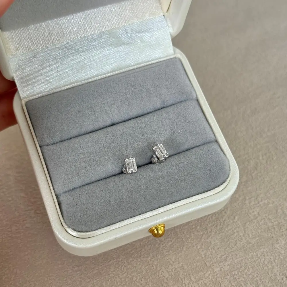 KAKODIY Elegant 925 Sterling Silver Stud Earrings, Emerald Cubic Zirconia 18K Gold Plated Sterling Silver Jewelry detail 7