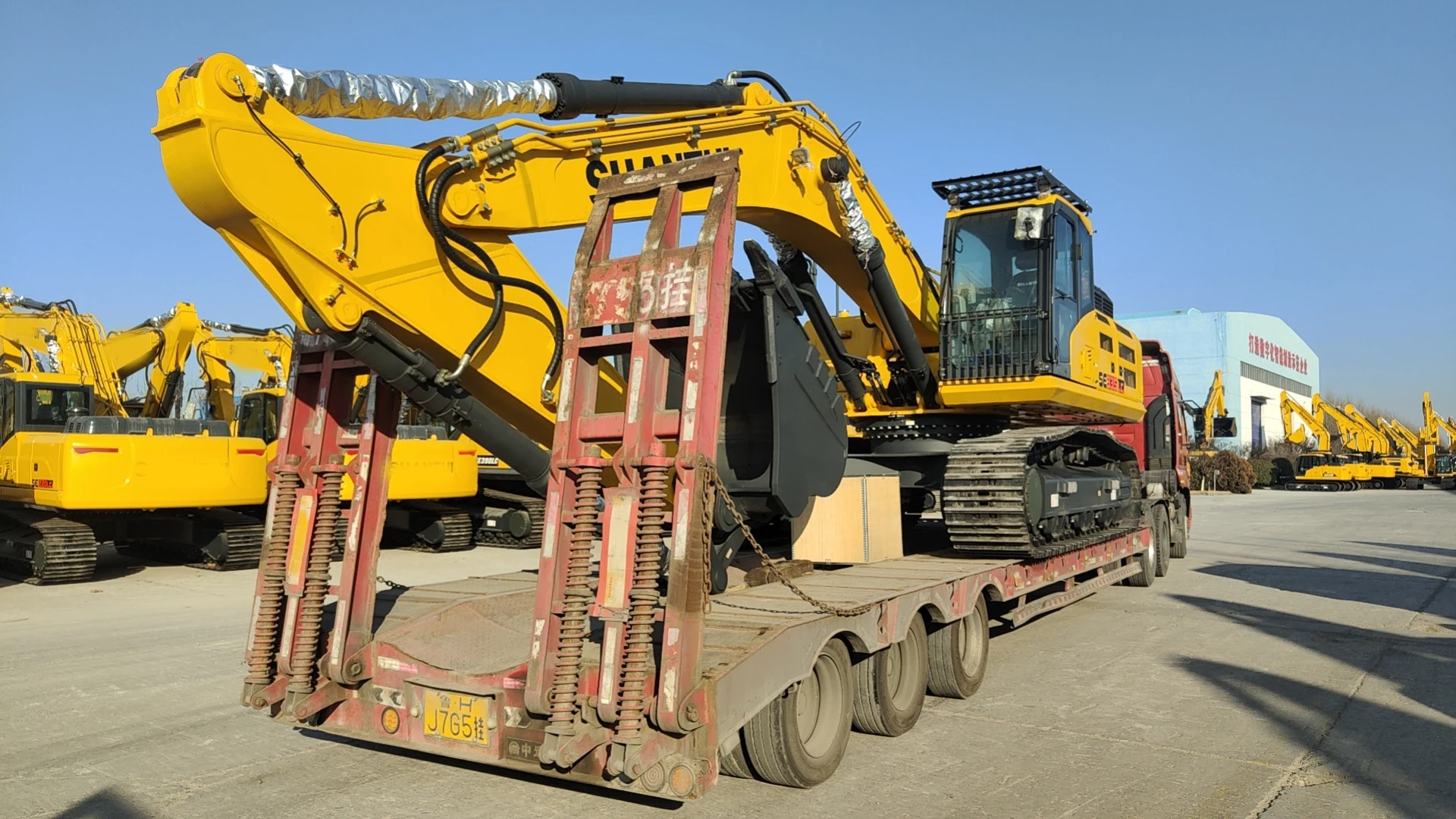 Shantui New 30Ton 33ton Hydraulic Crawler Excavator SE305LCW SE335LC with Good Quality Hot Sale in Africa