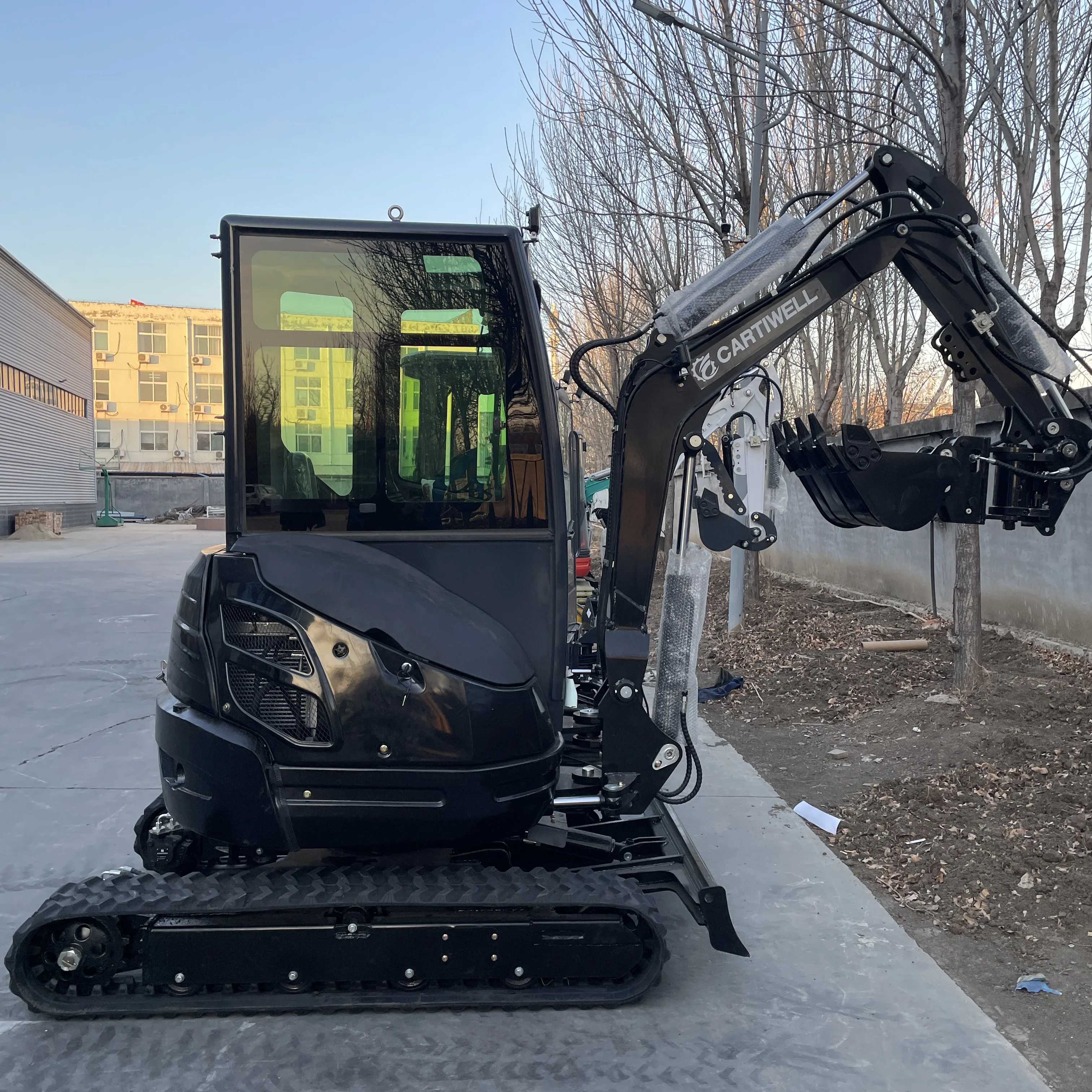 FREE SHIPPING!CARTIWELL Mini Excavator 2000KG Hydraulic Mini Pelle Farm Used Excavator Cabin EPA EURO 5 Kubota Engine Hot Sale