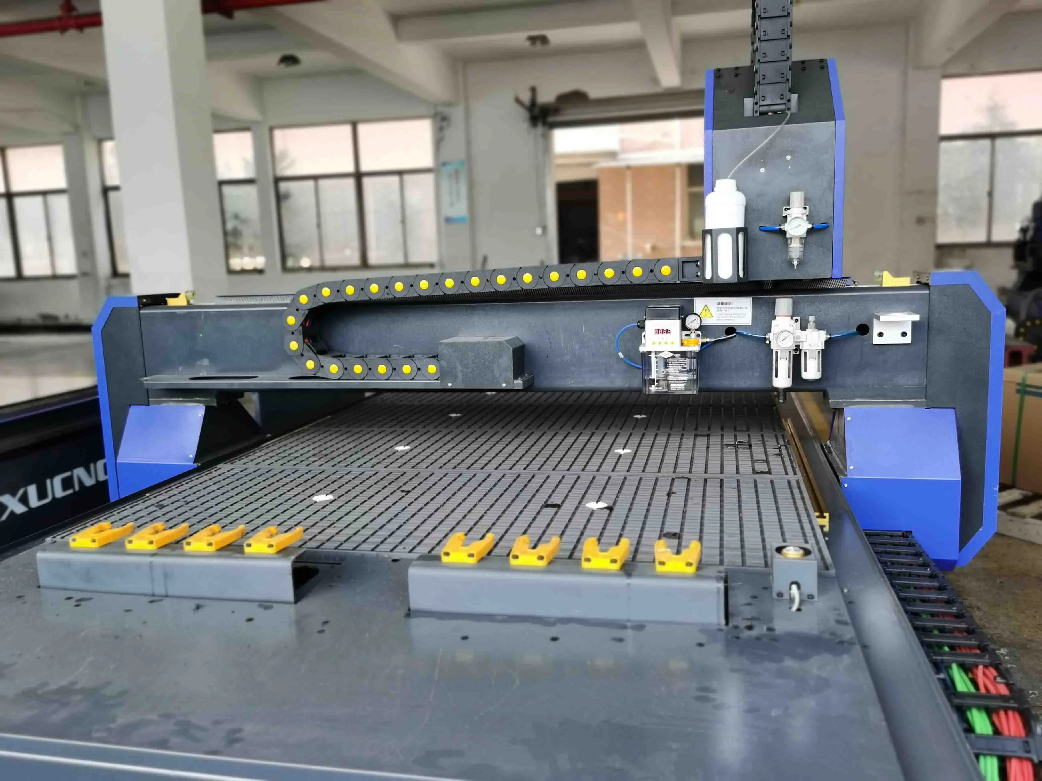 Golden Supplier 1325 2040 3 Axis 6kw Cnc Engraving Cutting Machine Cnc Router For Copper Sheet