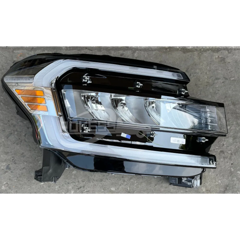 NL1Z13008B HEAD LAMP DELUXE LED White R for Ford 2