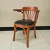 Silla de comedor marrón