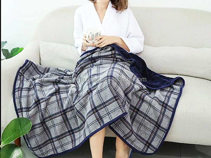 Modern Comfortable Lightweight Oversized Plaid Fleece Knitted Anti-Dust Mite 100% Polyester Poncho Throw Button Wearable Blanket