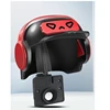Casco rojo y negro