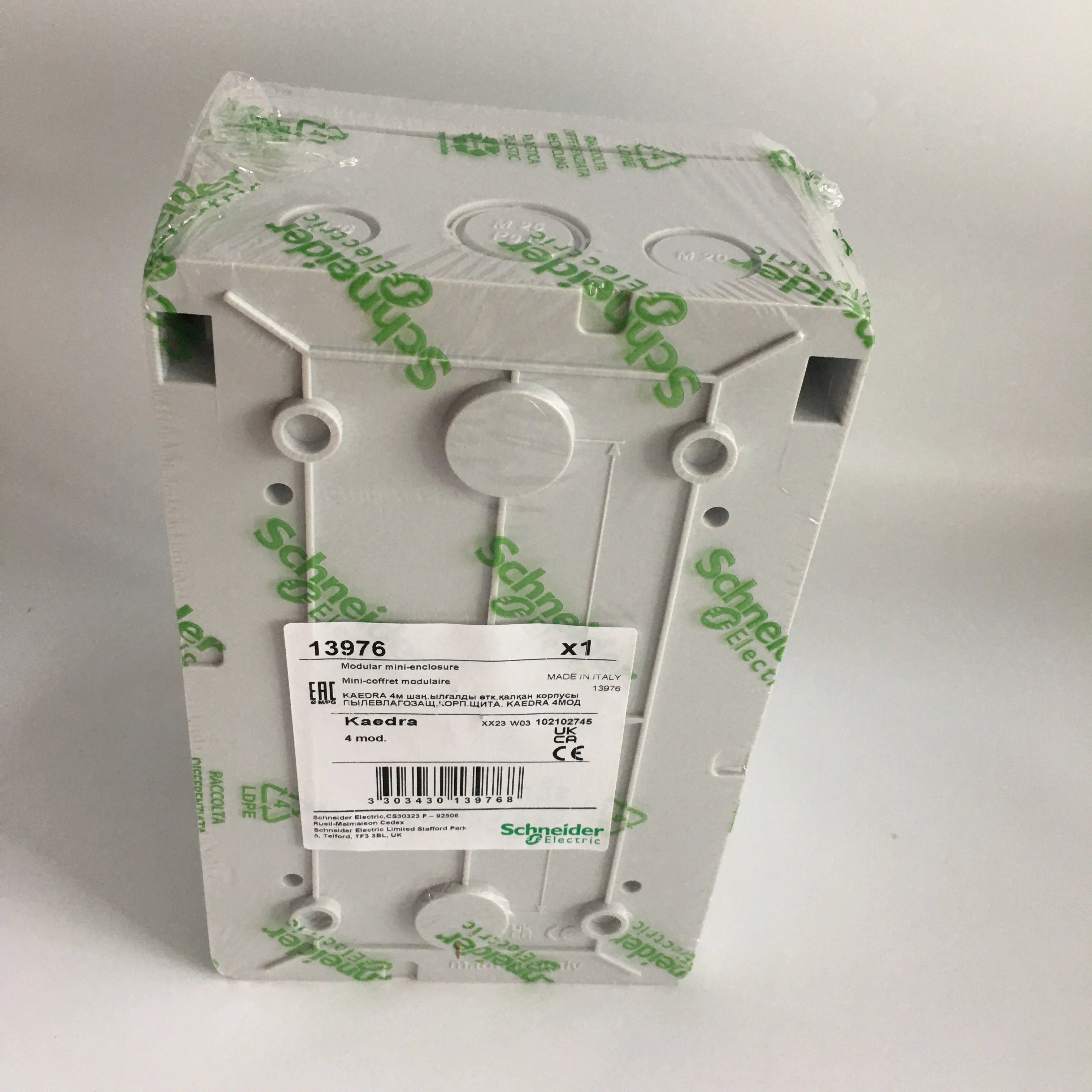 Schneider Modular mini enclosure 13976 (Kaedra 4 mod) Schneider Modular mini enclosure 13976 (Kaedra 4 mod)
